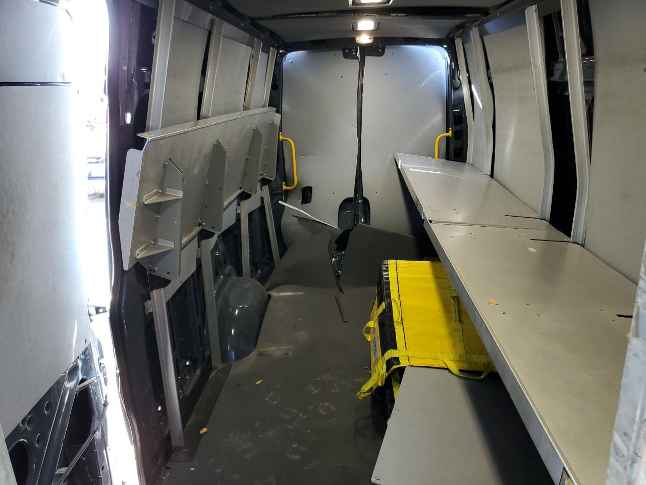 2019 Mercedes-Benz Sprinter VIN WD4PF1CD2KP124904 Copart auction photo, rear end / side damage thumbnail 10