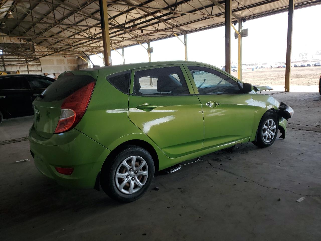 2013 Hyundai Accent VIN KMHCT5AE7DU083917 Copart auction photo, front end / side damage thumbnail 3