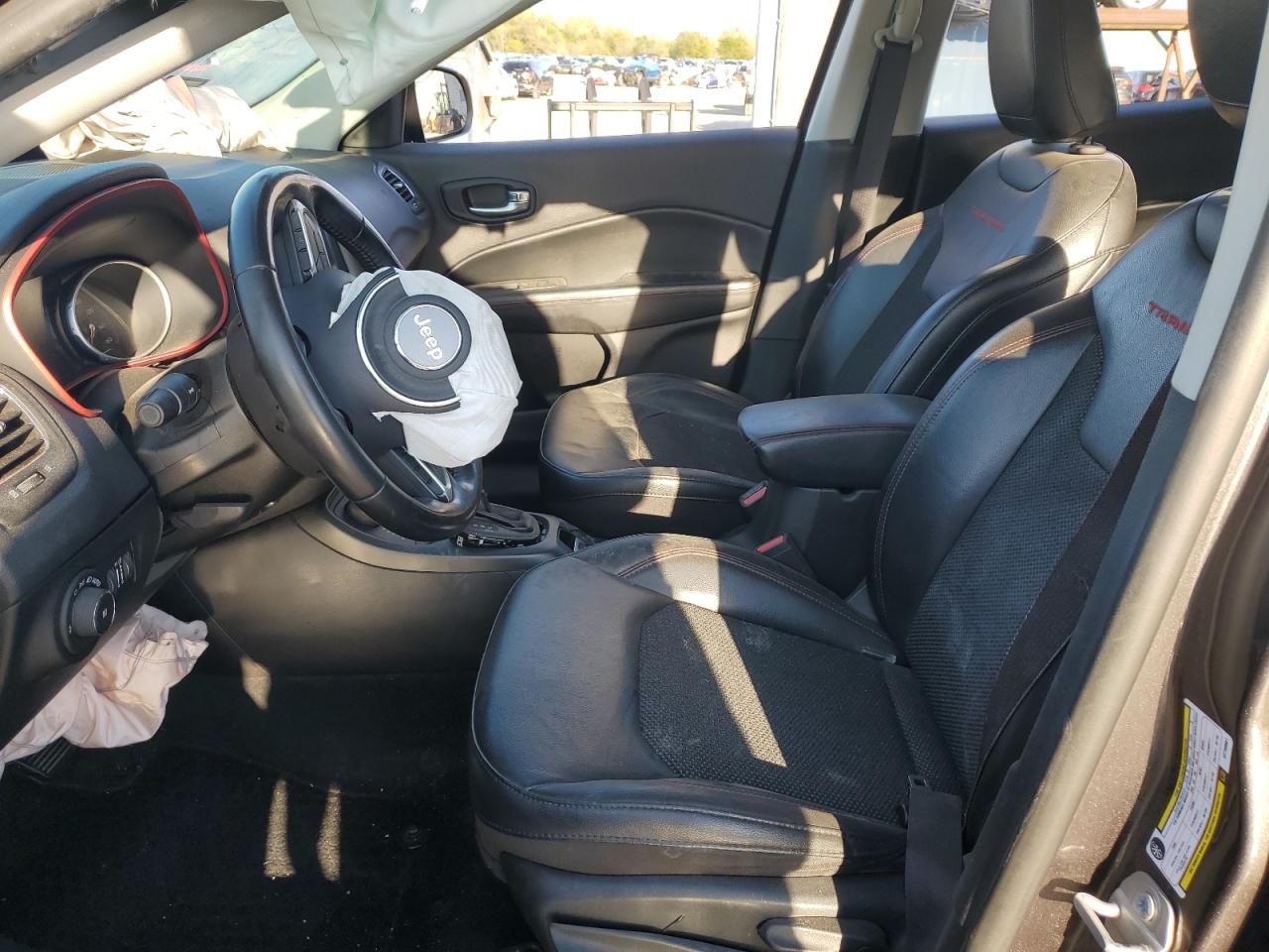 2019 Jeep Compass VIN 3C4NJDDB7KT799951 Copart auction photo, front end damage thumbnail 7