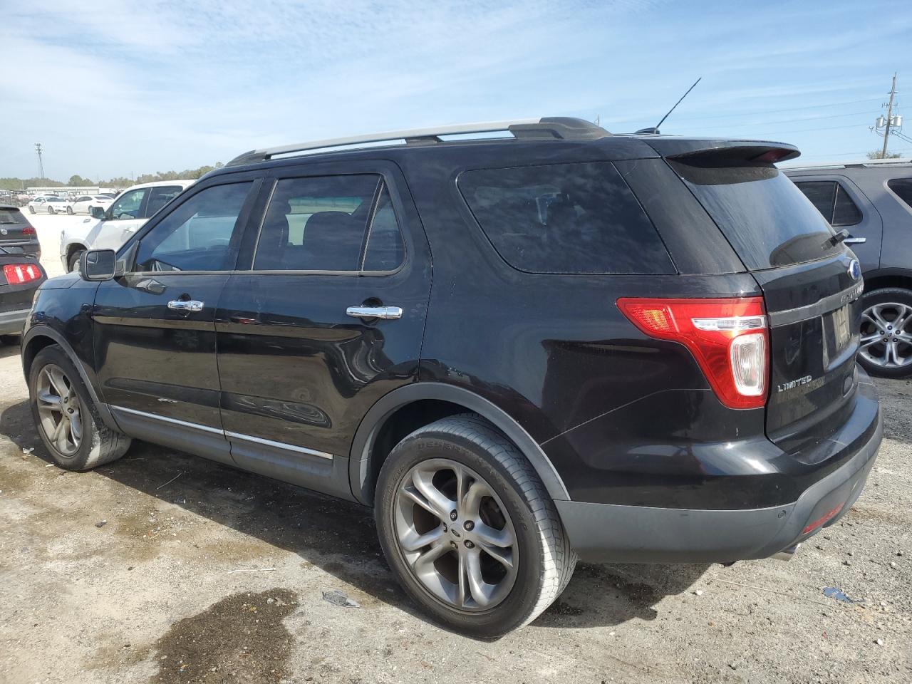 2012 Ford Explorer VIN 1FMHK7F82CGA56998 Copart auction photo, minor dent/scratches damage thumbnail 2