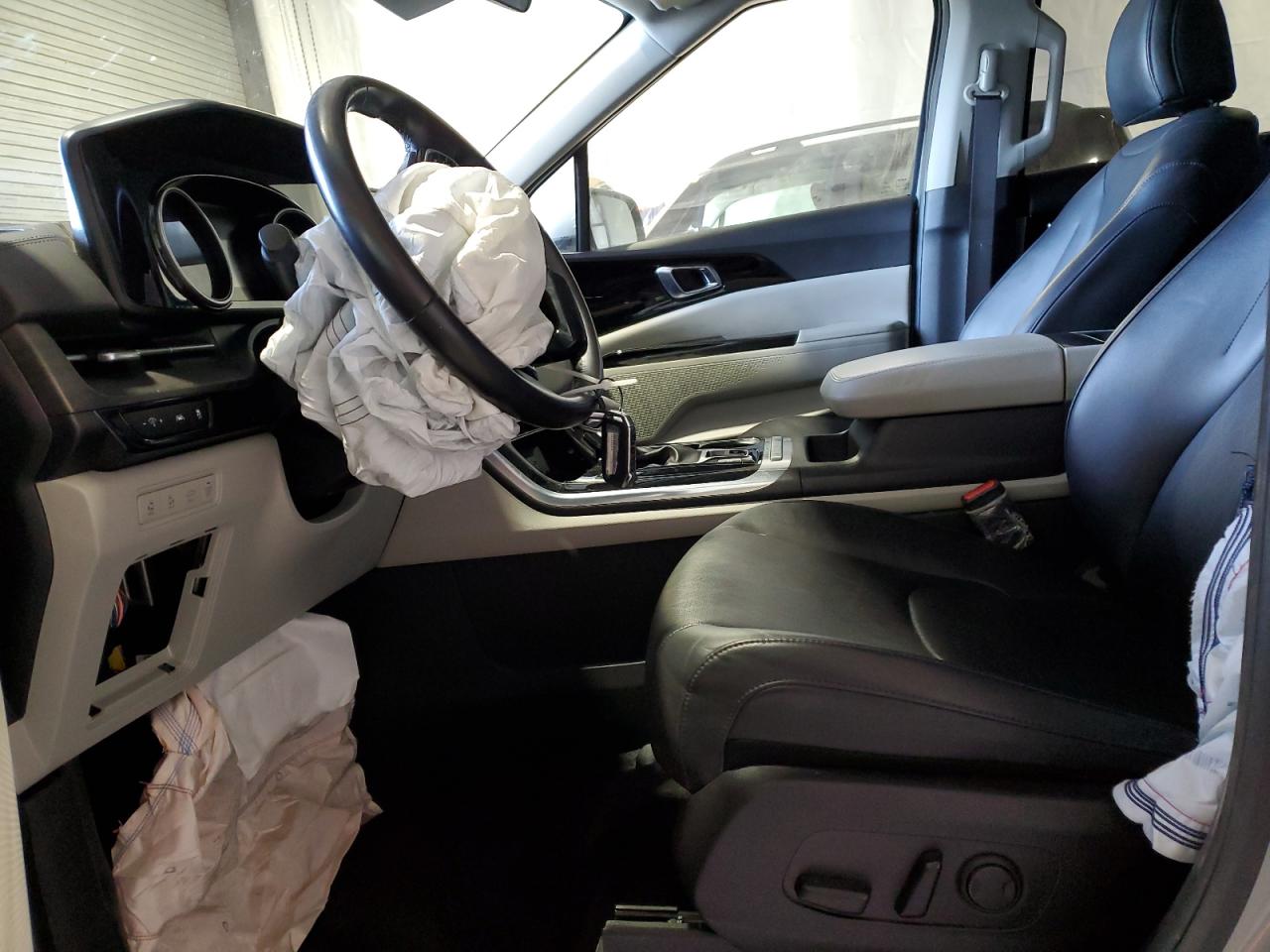 2024 KIA Carnival VIN KNDNC5H35R6354339 Copart auction photo, front end / minor dent/scratches damage thumbnail 7