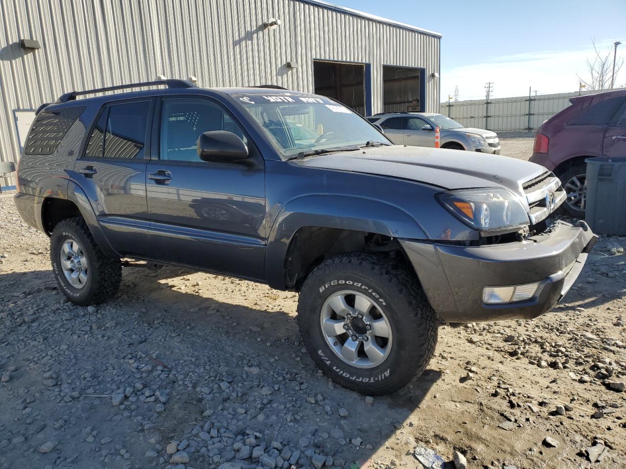 2005 Toyota 4Runner VIN JTEBU14R250070355 Copart auction photo, front end damage thumbnail 4