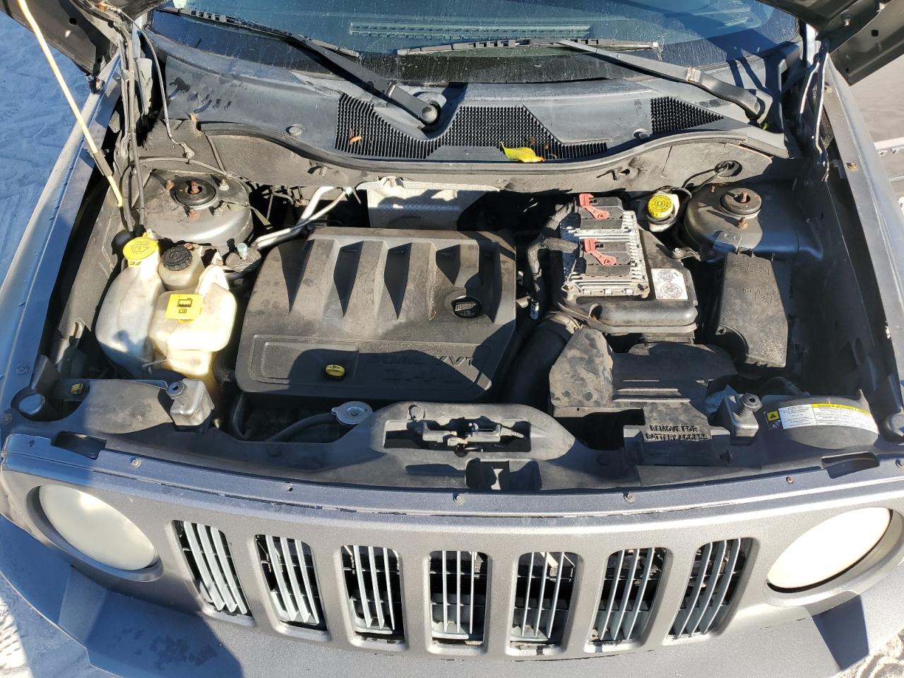 2012 Jeep Liberty (Patriot) VIN 1C4NJPBB7CD566521 Copart auction photo, minor dent/scratches damage thumbnail 12