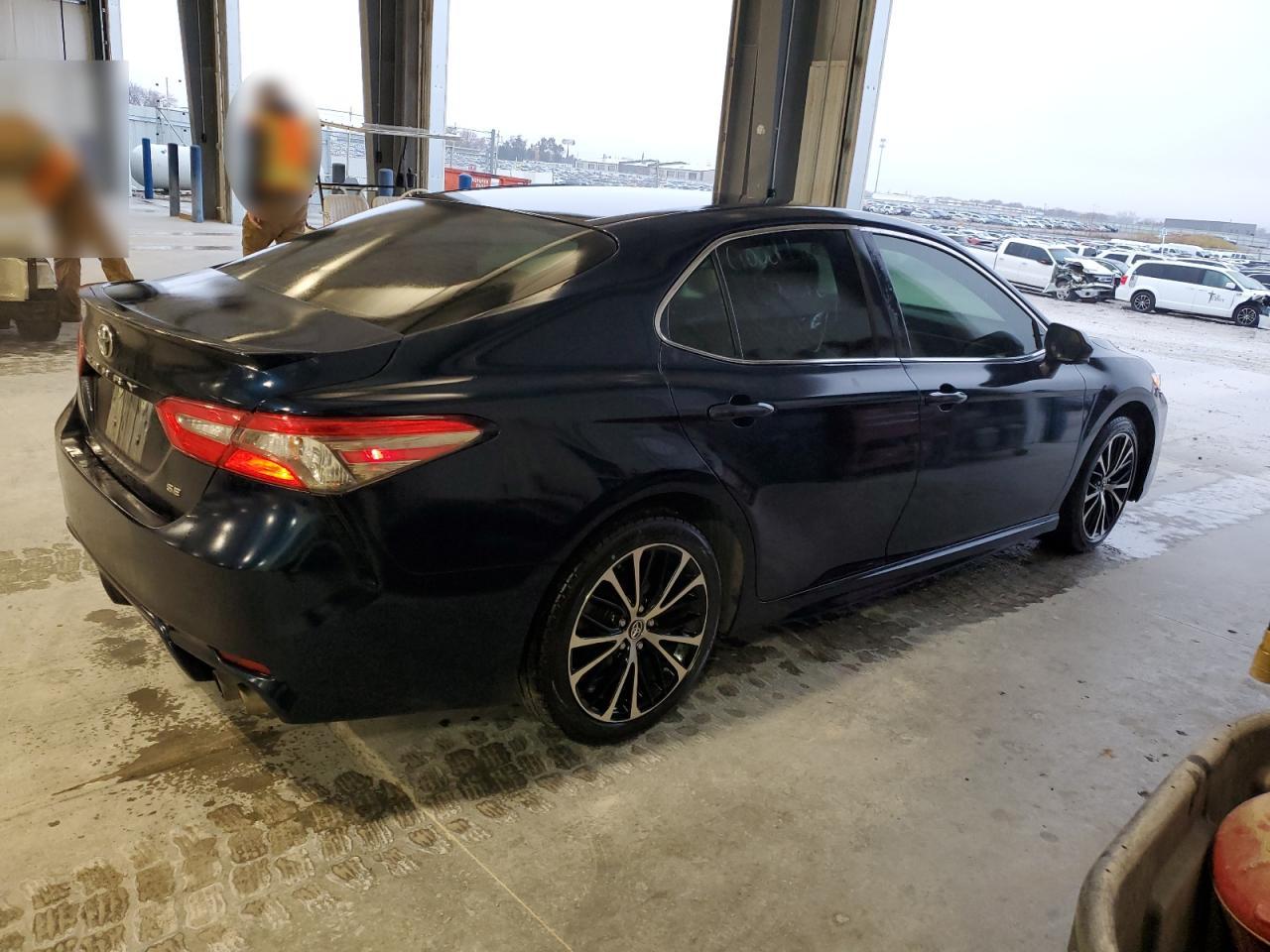 2018 Toyota Camry VIN JTNB11HK5J3009399 Copart auction photo, front end / side damage thumbnail 3