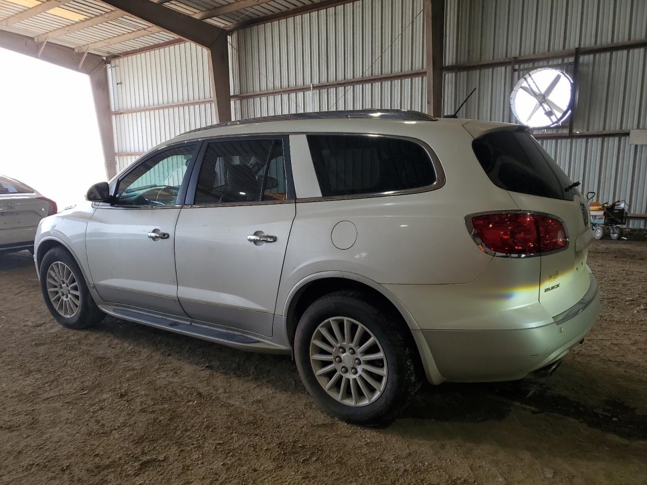 2011 Buick Enclave VIN 5GAKRBED5BJ134894 Copart auction photo, top/roof / front end damage thumbnail 2