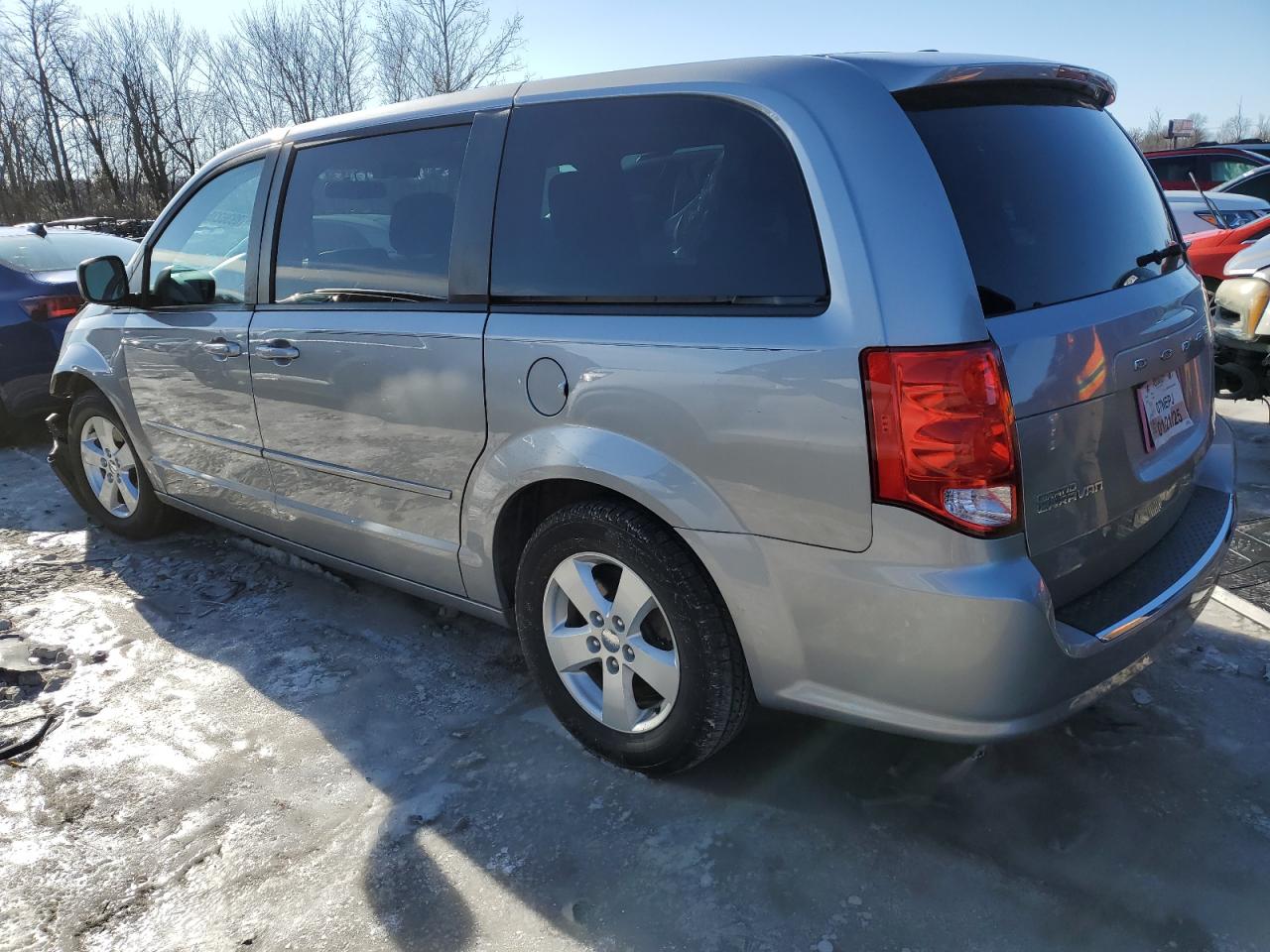 2016 Dodge Caravan VIN 2C4RDGBG8GR316860 Copart auction photo, front end damage thumbnail 2