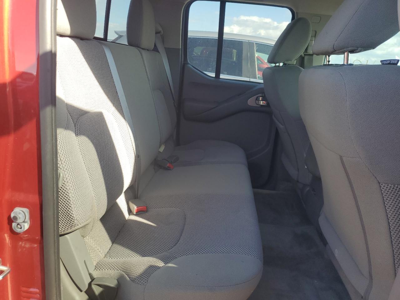 2018 Nissan Navara (Frontier) VIN 1N6AD0EVXJN726365 Copart auction photo, water/flood damage thumbnail 10