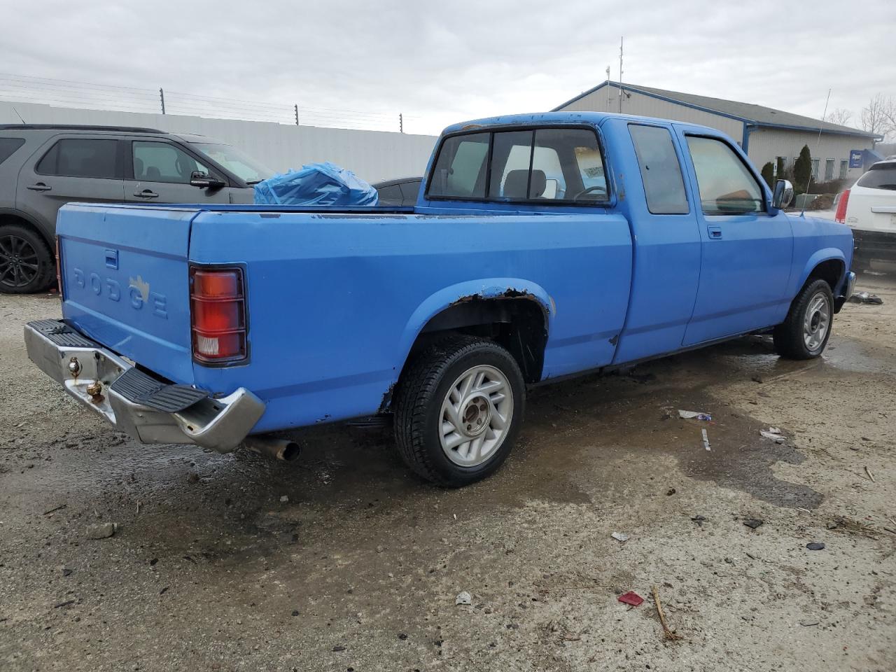 1990 Dodge Dakota VIN 1B7FL23X2LS638751 Copart auction photo, front end / rear end damage thumbnail 3