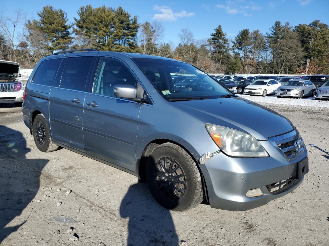 2007 Honda Odyssey VIN 5FNRL38867B092527 Copart auction photo, front end / side damage thumbnail 4