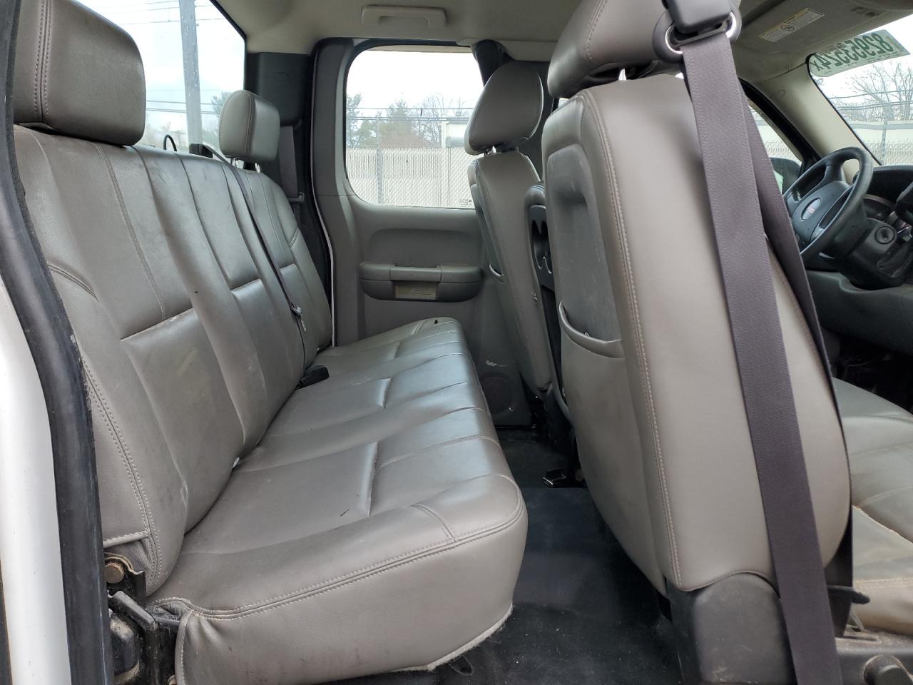 2011 GMC Sierra VIN 1GT21ZCG3BZ452185 Copart auction photo, rear end / side damage thumbnail 10