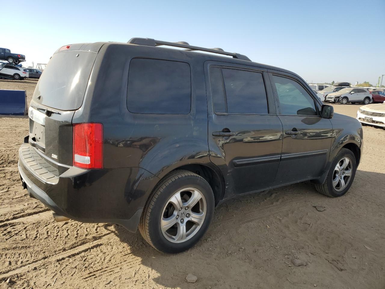 2015 Honda Pilot VIN 5FNYF3H70FB021249 Copart auction photo, hail damage thumbnail 3