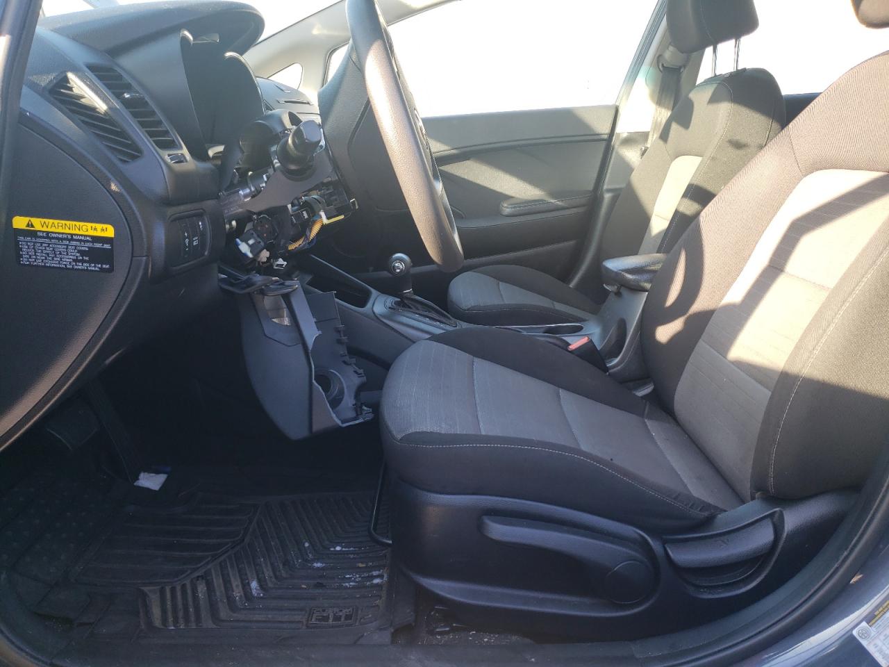 2016 KIA Forte VIN KNAFK5A81G5547102 Copart auction photo, vandalism / front end damage thumbnail 7