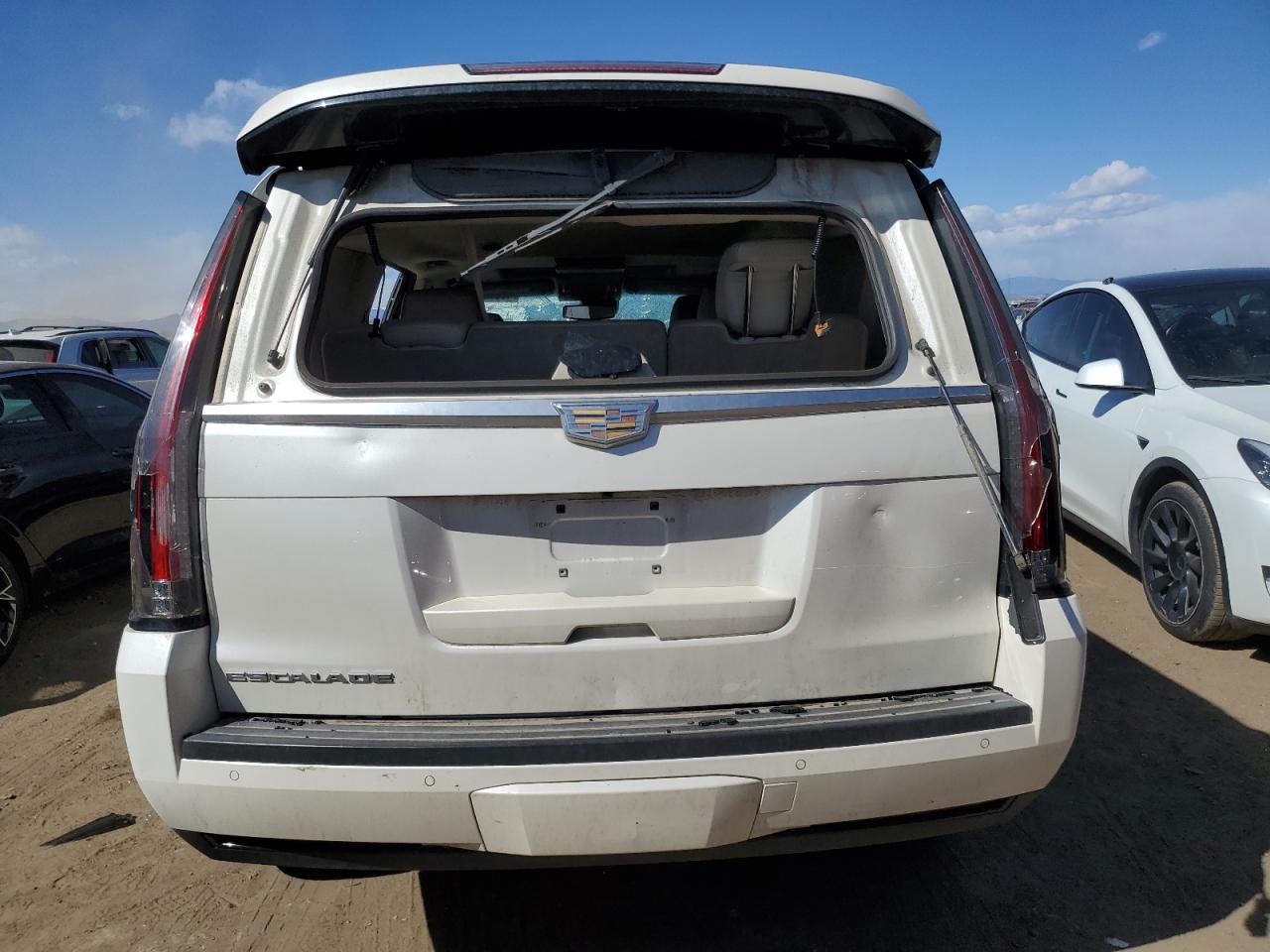 2015 Cadillac Escalade VIN 1GYS4NKJ0FR557408 Copart auction photo, vandalism / all over damage thumbnail 6