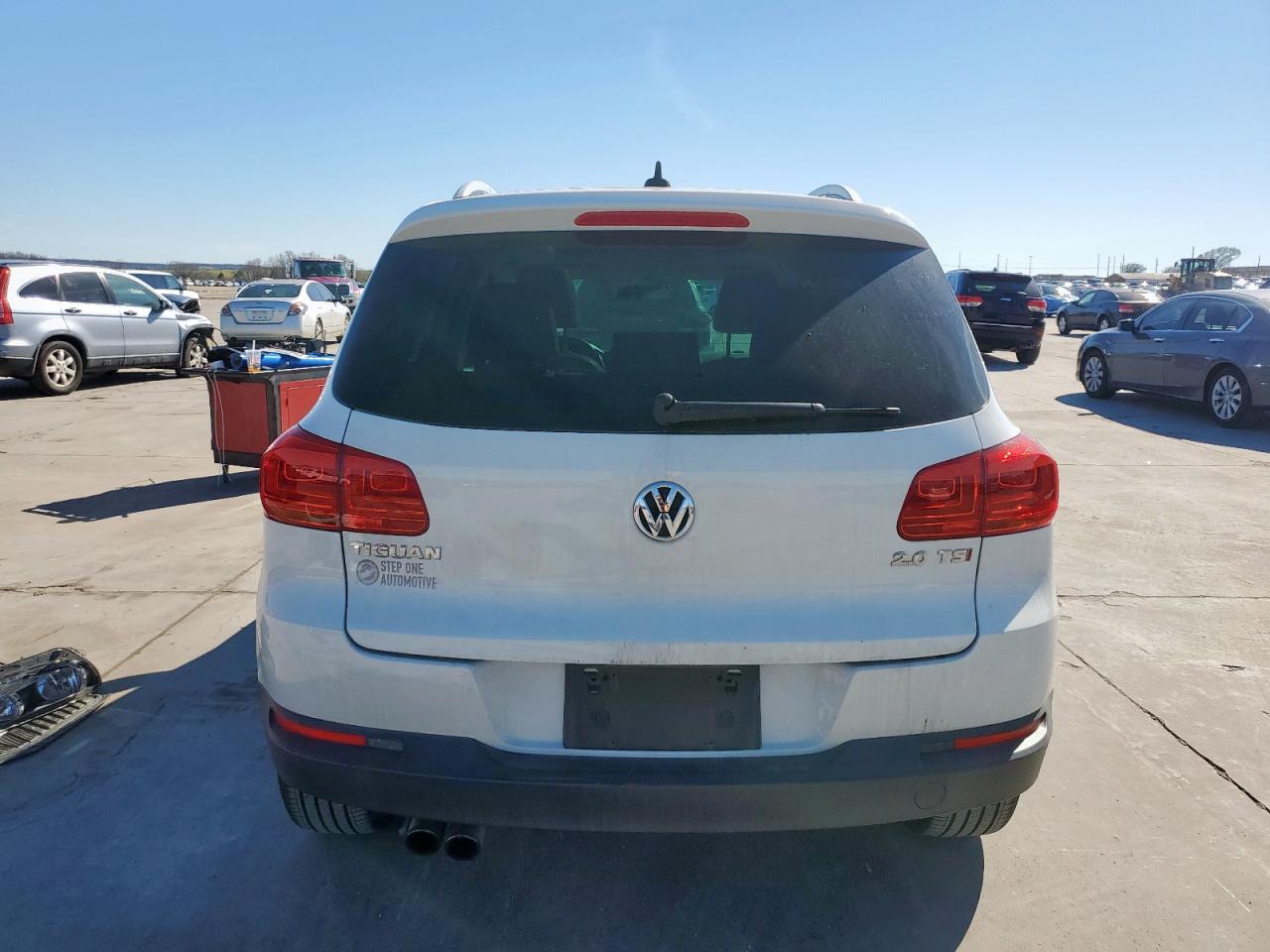 2015 Volkswagen Tiguan VIN WVGAV7AX1FW539982 Copart auction photo, front end damage thumbnail 6