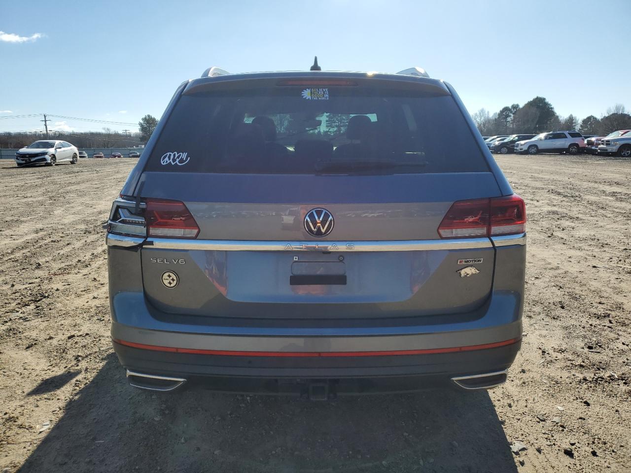 2021 Volkswagen Atlas VIN 1V2TR2CA6MC526378 Copart auction photo, all over damage thumbnail 6