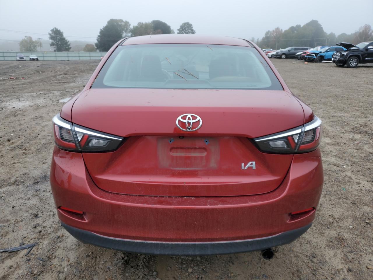 2018 Toyota Yaris VIN 3MYDLBYV2JY324337 Copart auction photo, front end damage thumbnail 6
