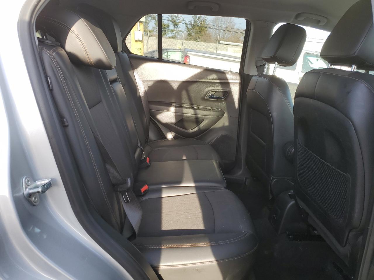 2019 Chevrolet Trax VIN 3GNCJLSB3KL249190 Copart auction photo, rear end / front end damage thumbnail 11