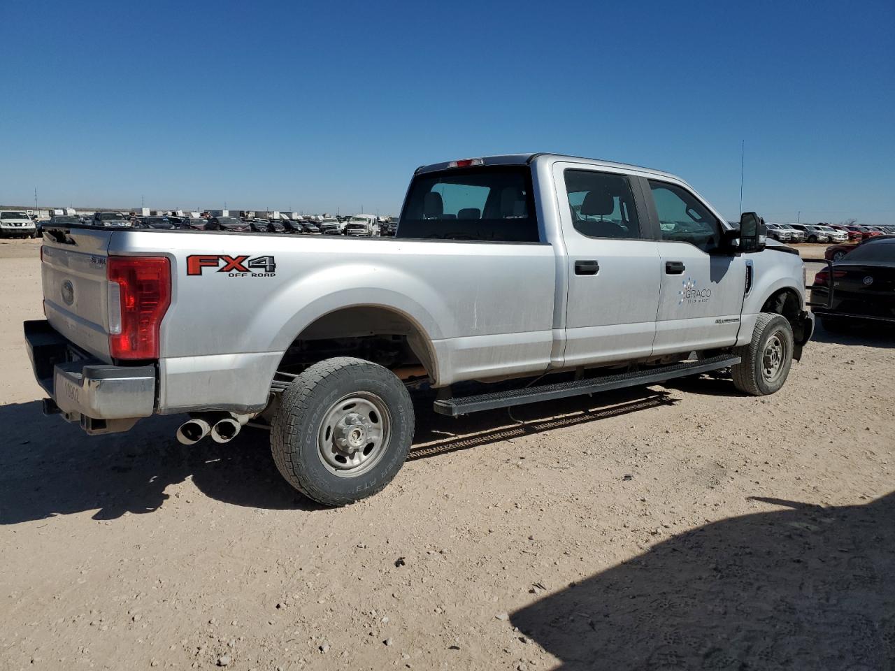 2019 Ford F250 VIN 1FT7W2BT5KEG10921 Copart auction photo, front end damage thumbnail 3