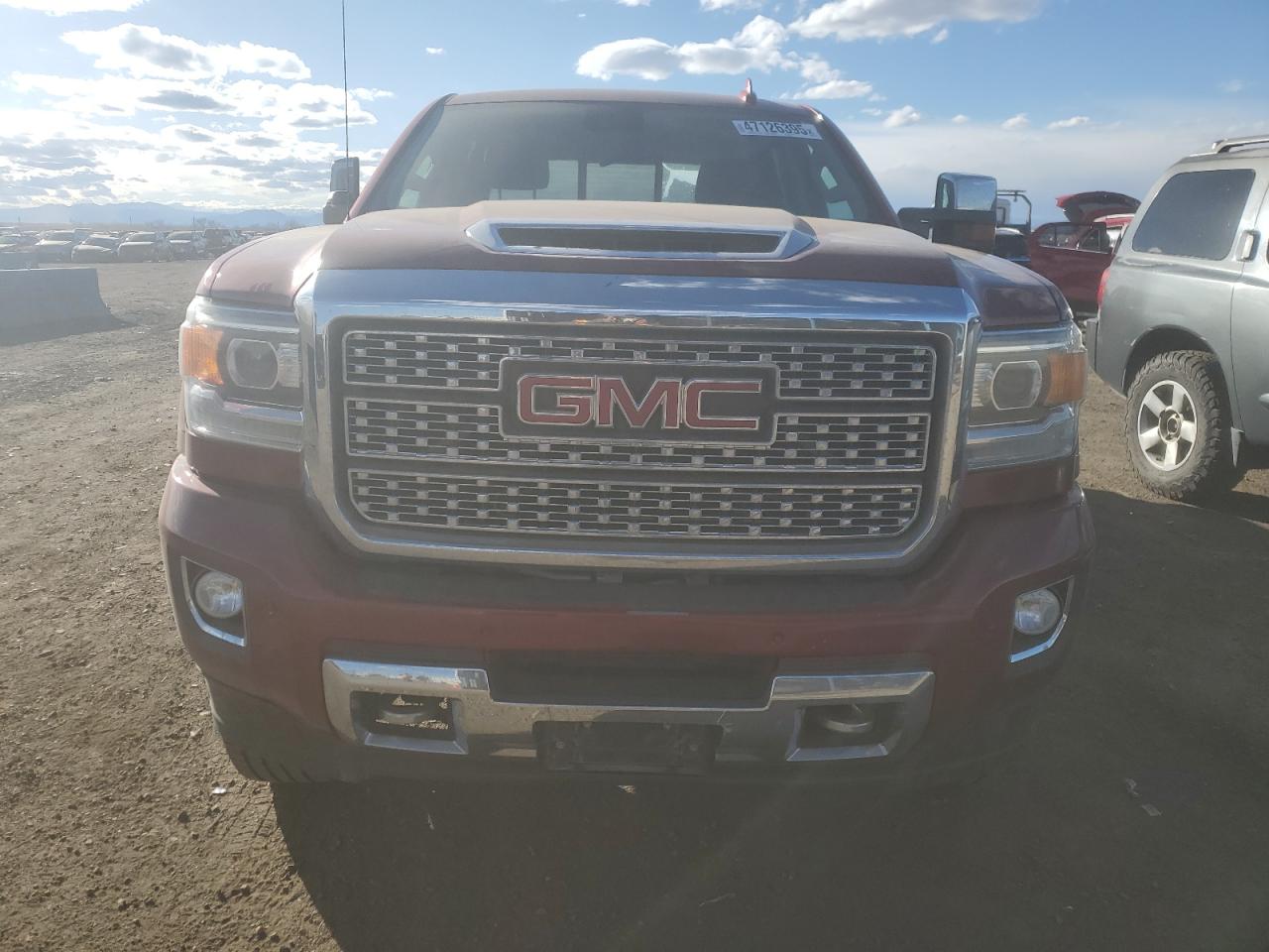 2018 GMC Sierra VIN 1GT12UEY1JF255002 Copart auction photo, rear end / side damage thumbnail 5