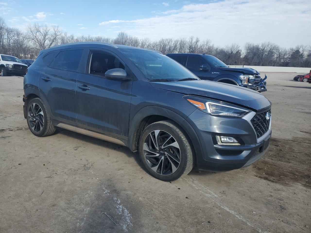 2019 Hyundai Tucson VIN KM8J3CAL1KU848580 Copart auction photo, rear end / minor dent/scratches damage thumbnail 4