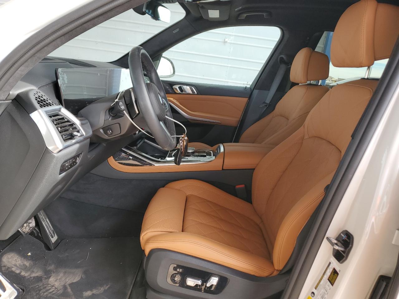 2023 BMW X7 VIN 5UX23EM08P9R66849 Copart auction photo, front end / side damage thumbnail 7