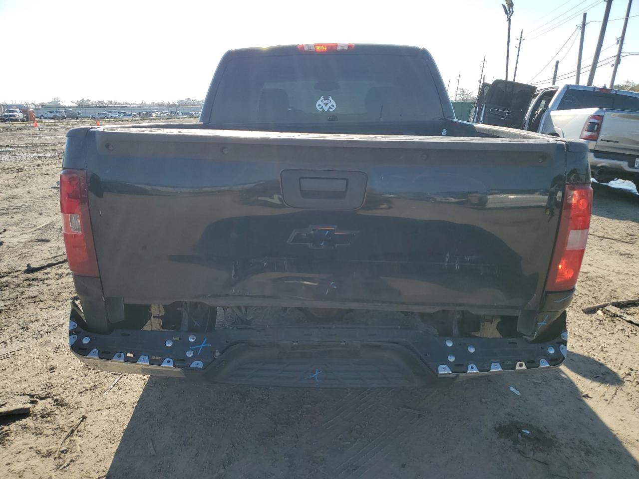 2008 Chevrolet Silverado VIN 1GCEC19C08Z137396 Copart auction photo, front end / rear end damage thumbnail 6