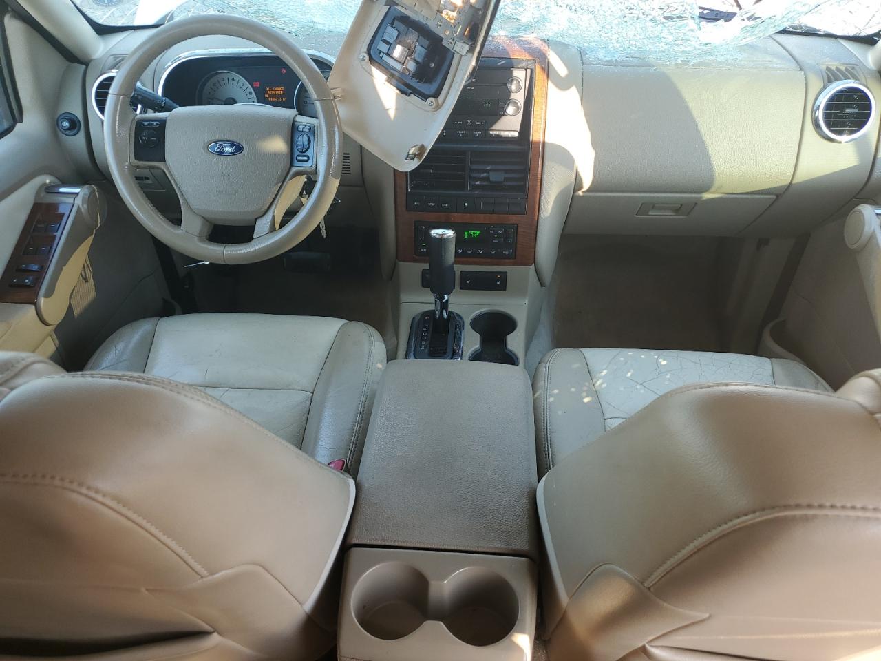 2010 Ford Explorer VIN 1FMEU6EE3AUB15344 Copart auction photo, front end / minor dent/scratches damage thumbnail 8