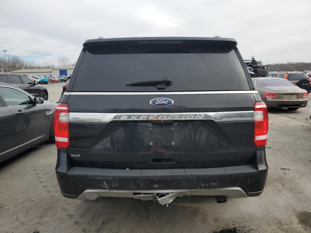 2021 Ford Expedition VIN 1FMJU1HT9MEA35301 Copart auction photo, rear end damage thumbnail 6