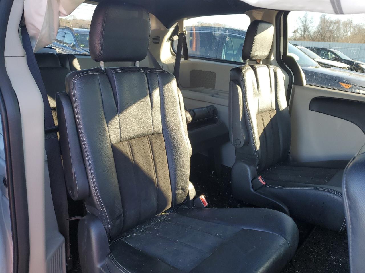 2019 Dodge Caravan VIN 2C4RDGCG5KR736406 Copart auction photo, front end / top/roof damage thumbnail 11