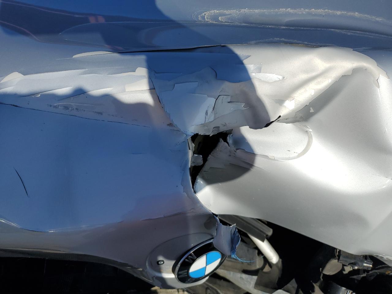 2019 BMW 3er VIN WBA5R1C59KAK07148 Copart auction photo, front end / side damage thumbnail 11