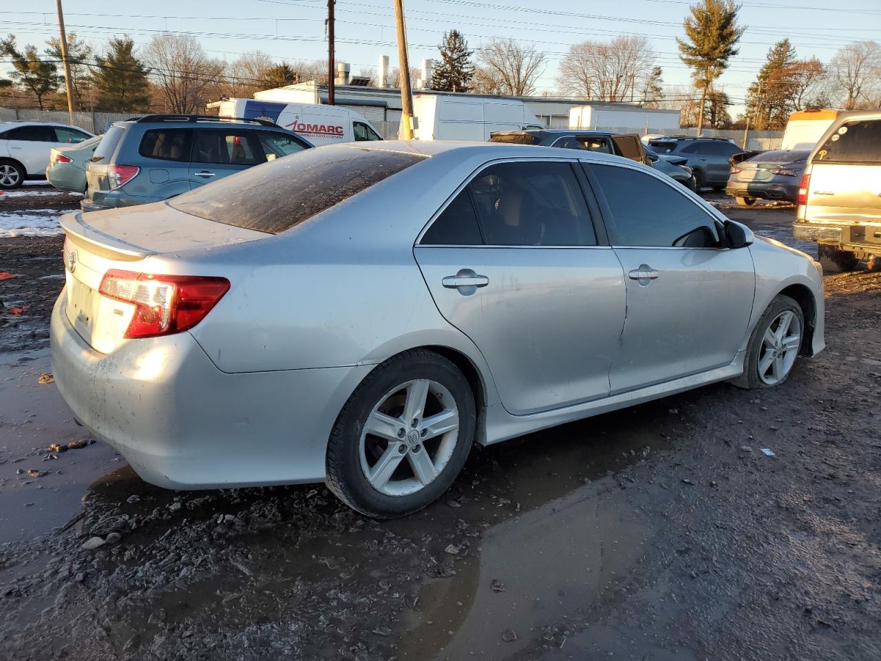 2014 Toyota Camry VIN 4T1BF1FK0EU321537 Copart auction photo, front end / undercarriage damage thumbnail 3
