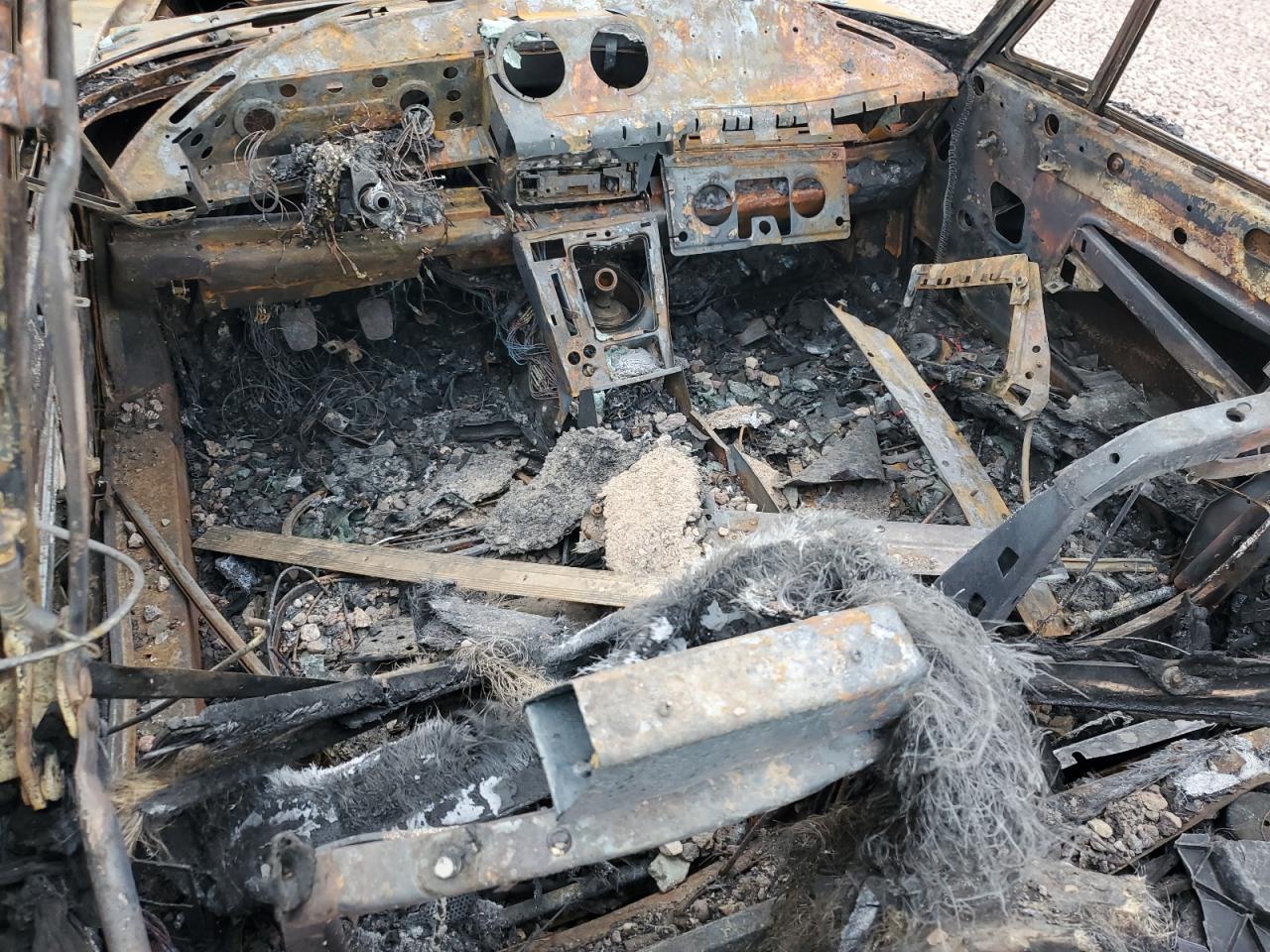 1988 Alfa Romeo Spider VIN ZARBA5585J1058172 Copart auction photo, burn damage thumbnail 8