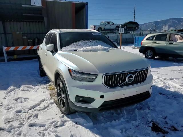 2022 Volvo XC40 VIN YV4162UL7N2758140 Copart auction photo, rear end damage thumbnail 12