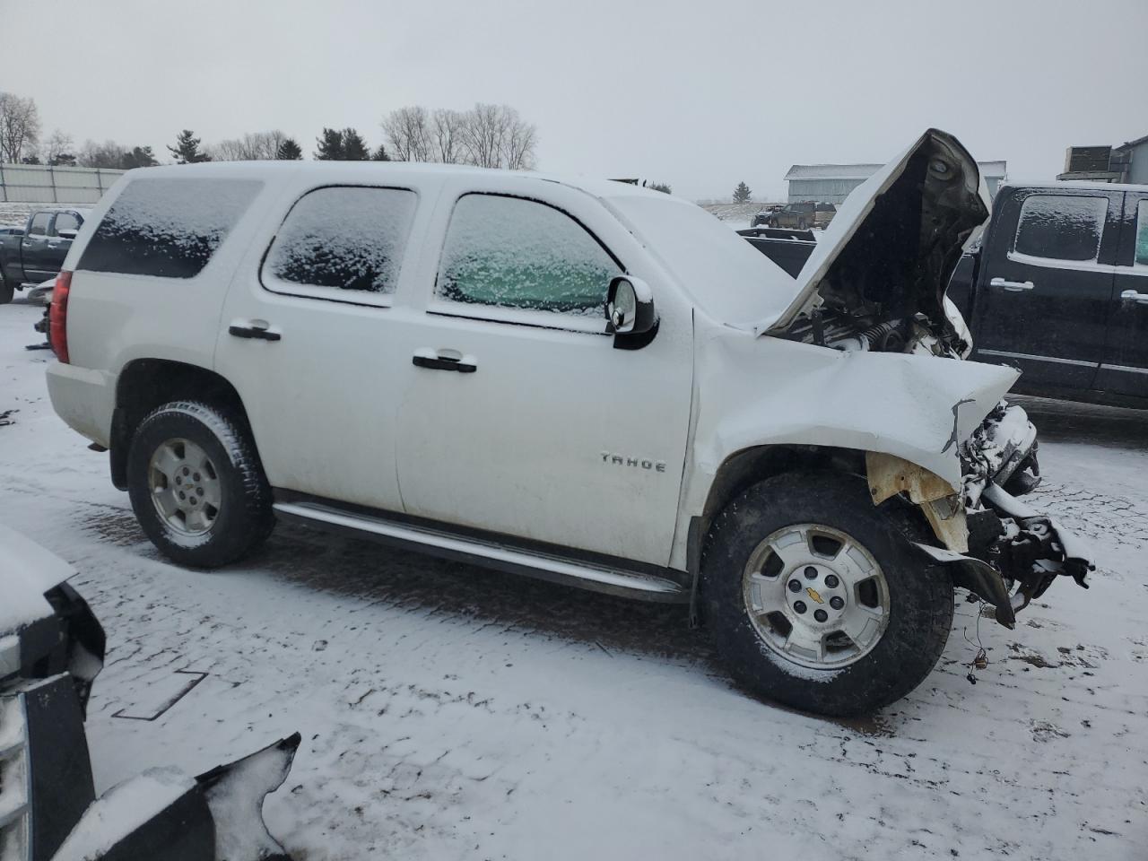 2013 Chevrolet Tahoe VIN 1GNSK4E0XDR128130 Copart auction photo, front end damage thumbnail 4