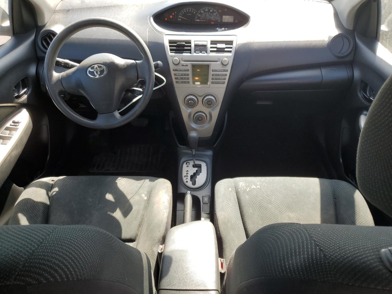 2010 Toyota Yaris VIN JTDBT4K38A4075294 Copart auction photo, front end / side damage thumbnail 8