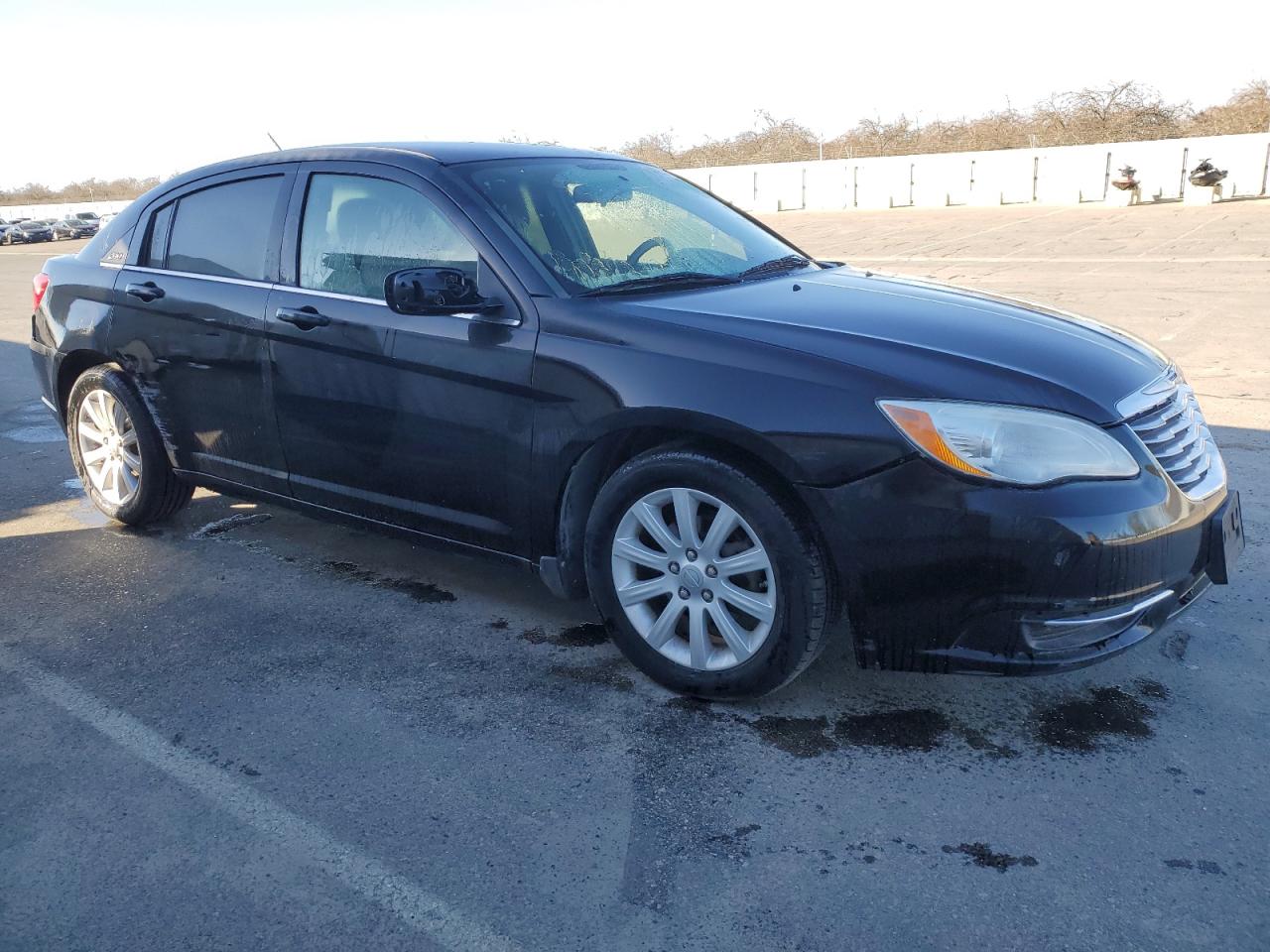 2013 Chrysler 200 VIN 1C3CCBBGXDN528023 Copart auction photo, front end / side damage thumbnail 4