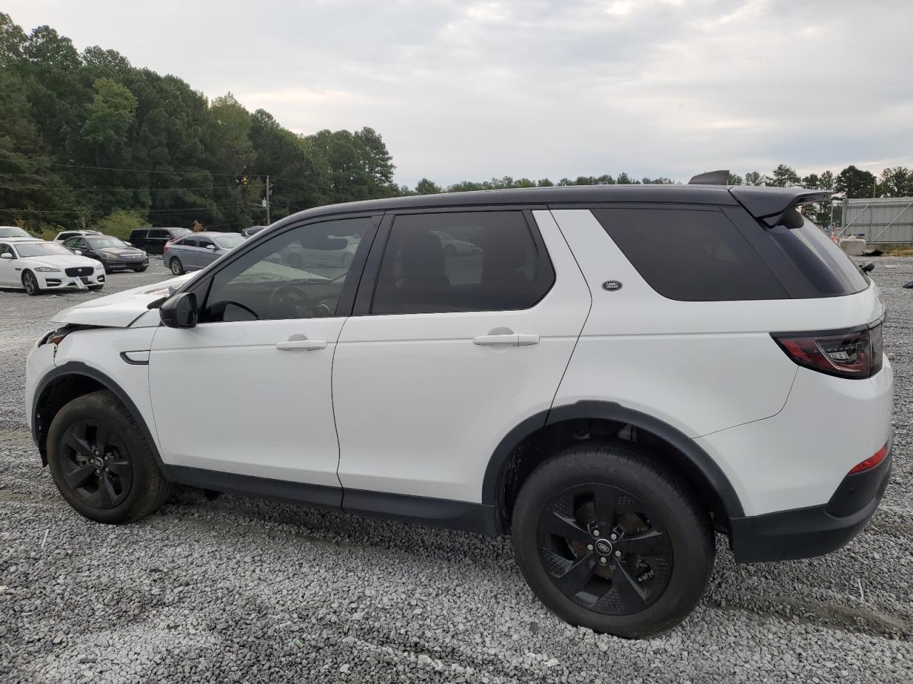 2020 Land Rover Discovery VIN SALCK2FX9LH835827 Copart auction photo, front end / mechanical damage thumbnail 2