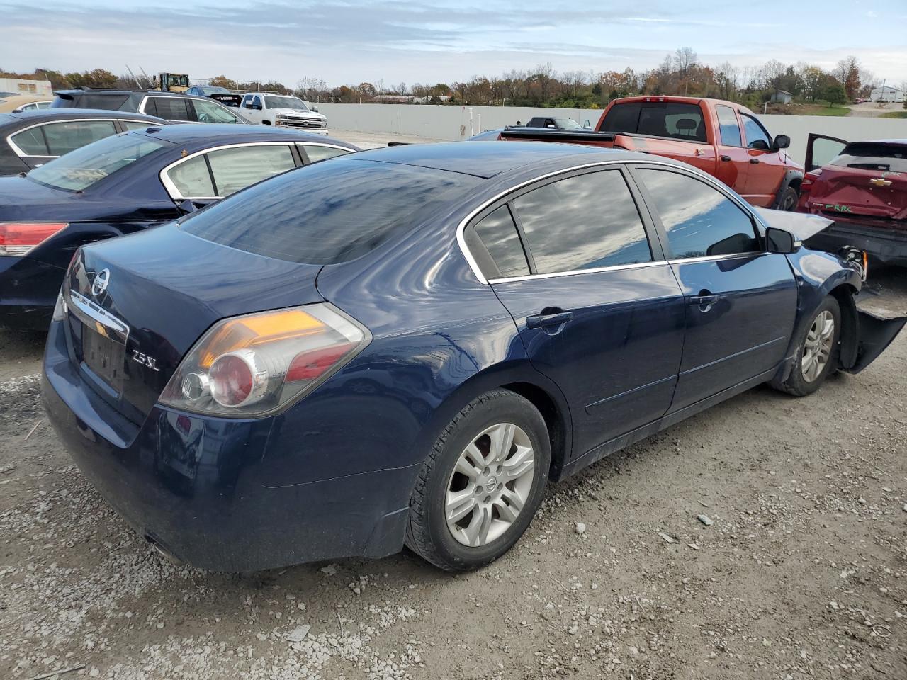 2011 Nissan Altima VIN 1N4AL2AP3BN413710 Copart auction photo, front end damage thumbnail 3