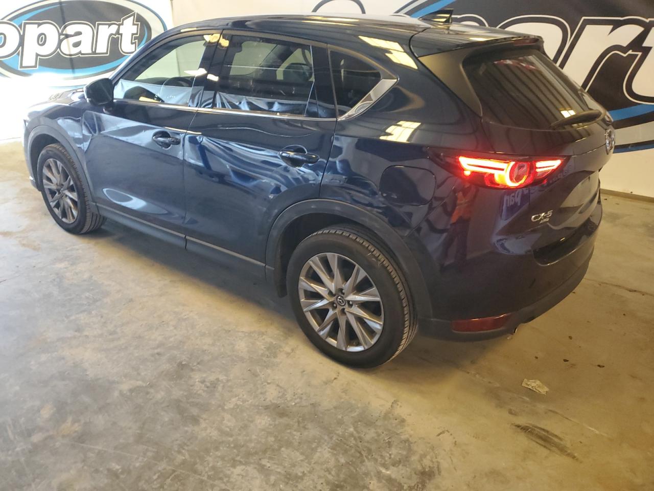 2020 Mazda CX-5 VIN JM3KFBDM4L0797882 Copart auction photo, side / mechanical damage thumbnail 2