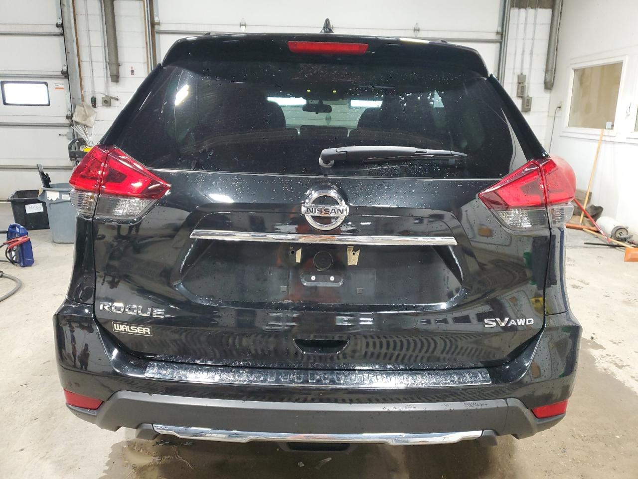 2017 Nissan Rogue VIN 5N1AT2MV3HC831057 Copart auction photo, front end damage thumbnail 6