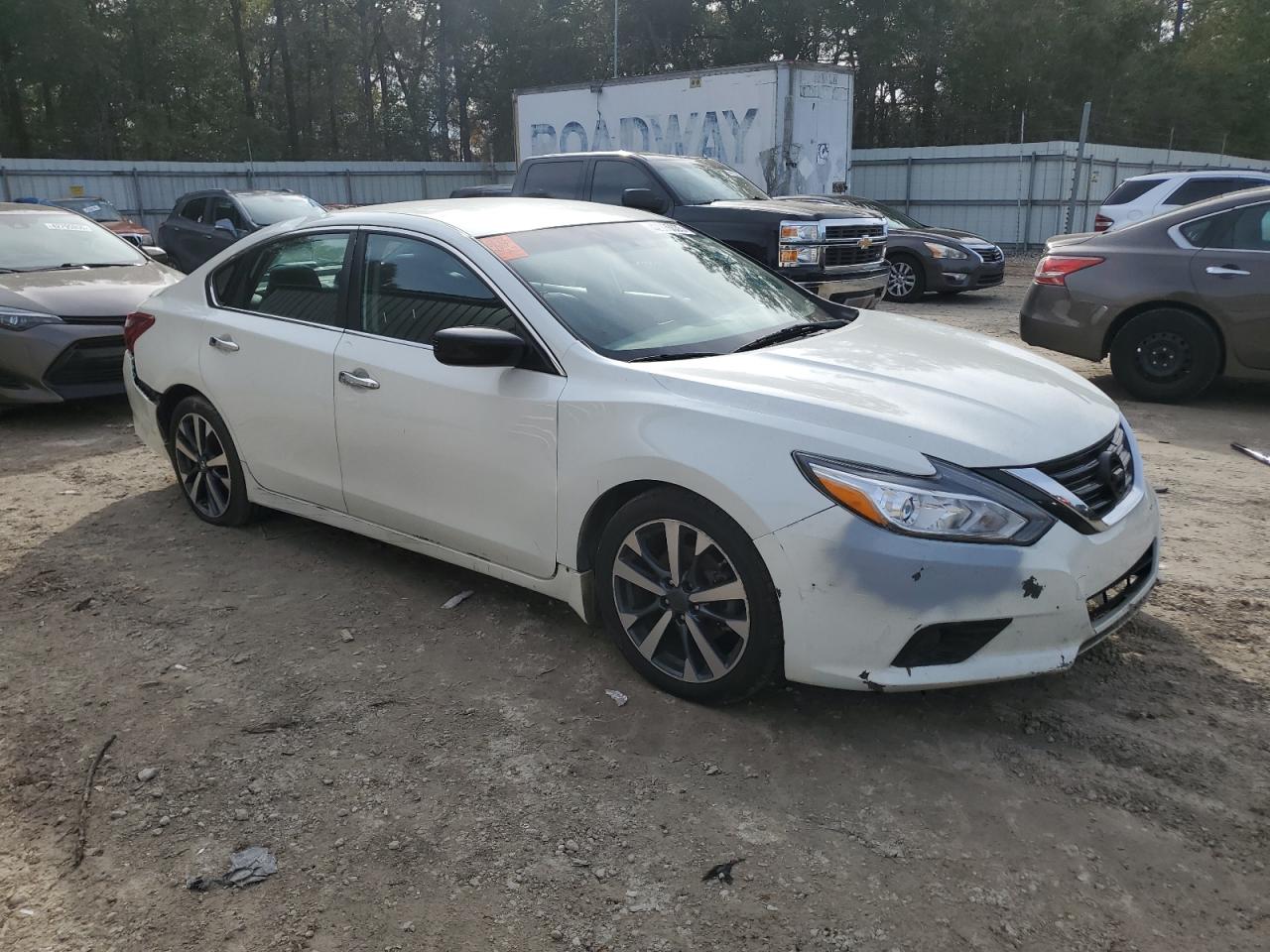 2017 Nissan Altima VIN 1N4AL3APXHC125936 Copart auction photo, rear end / front end damage thumbnail 4