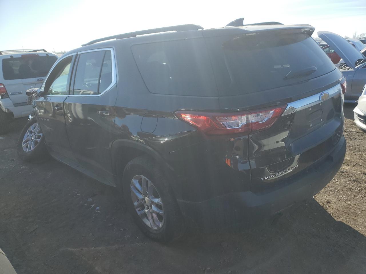 2020 Chevrolet Traverse VIN 1GNEVHKW5LJ176250 Copart auction photo, all over / side damage thumbnail 2