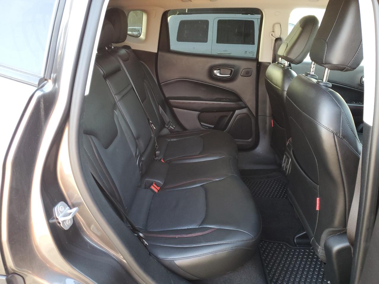 2018 Jeep Compass VIN 3C4NJDDB9JT270077 Copart auction photo, rear end damage thumbnail 11
