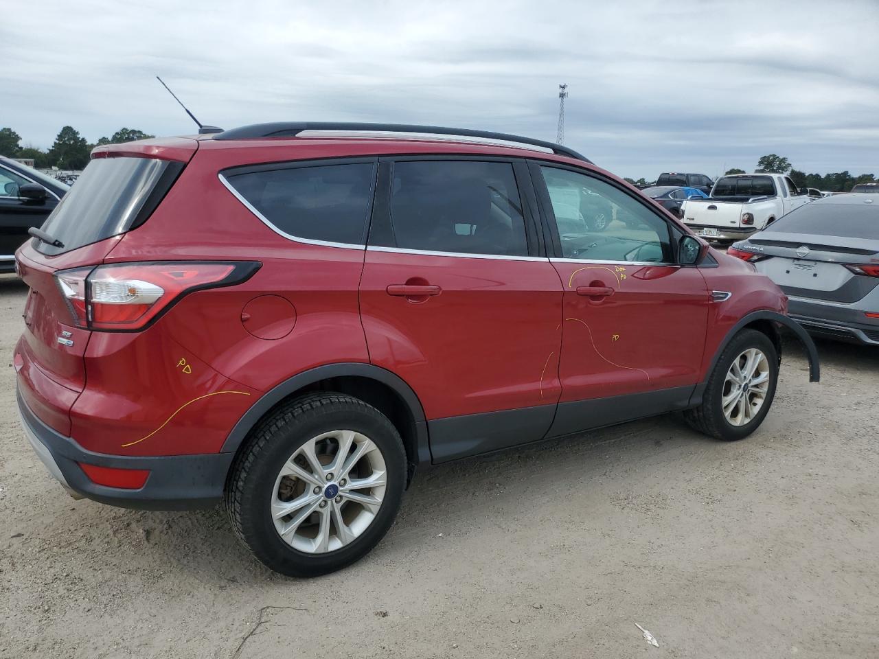 2017 Ford Escape VIN 1FMCU9GD4HUC66958 Copart auction photo, front end damage thumbnail 3