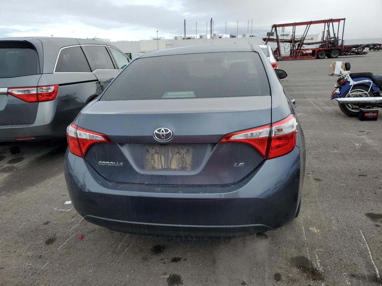 2015 Toyota Corolla VIN 5YFBURHE3FP358435 Copart auction photo, front end / mechanical damage thumbnail 6