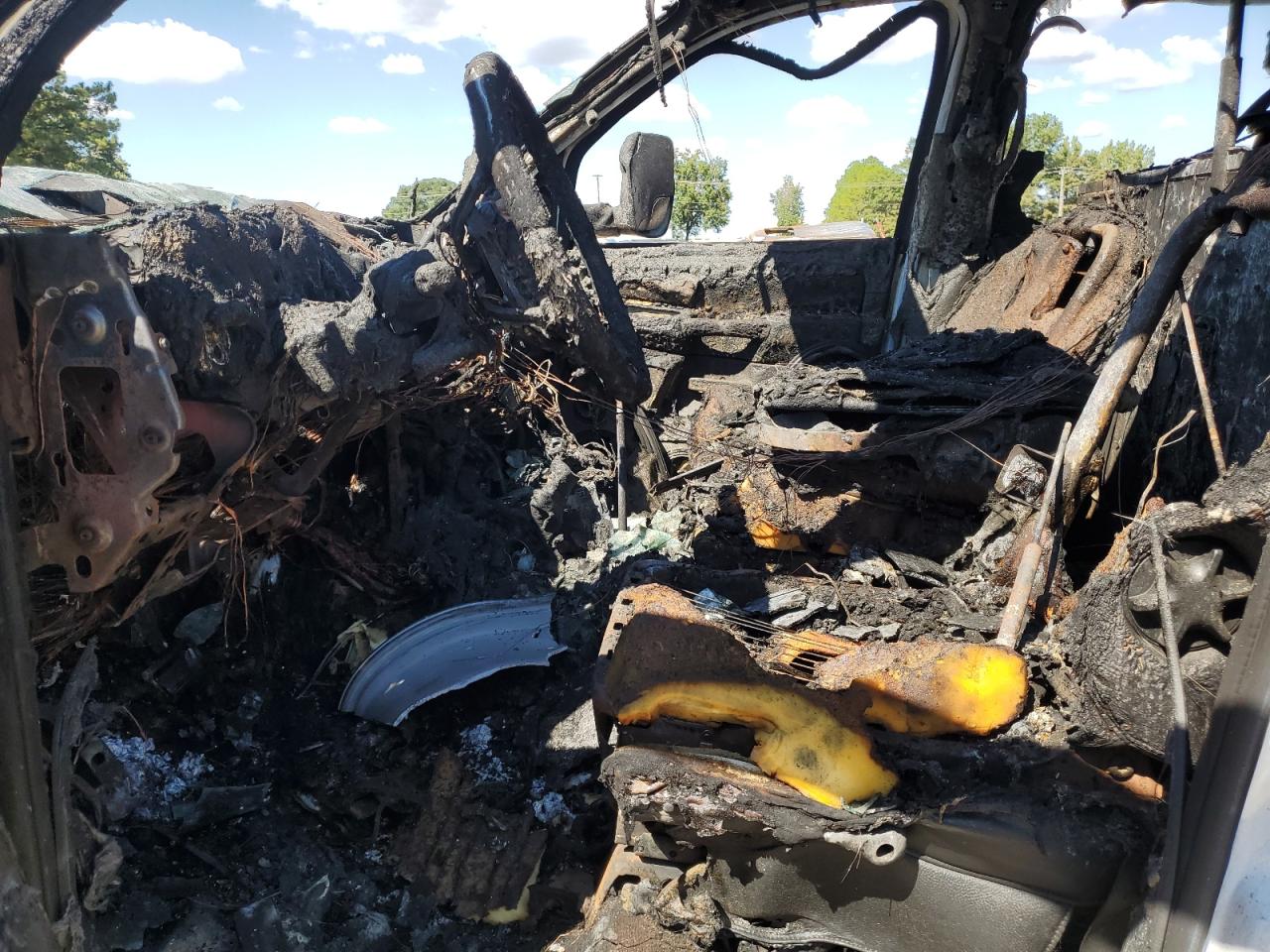 2005 Dodge RAM VIN 1D7HU18D65S359147 Copart auction photo, burn damage thumbnail 7