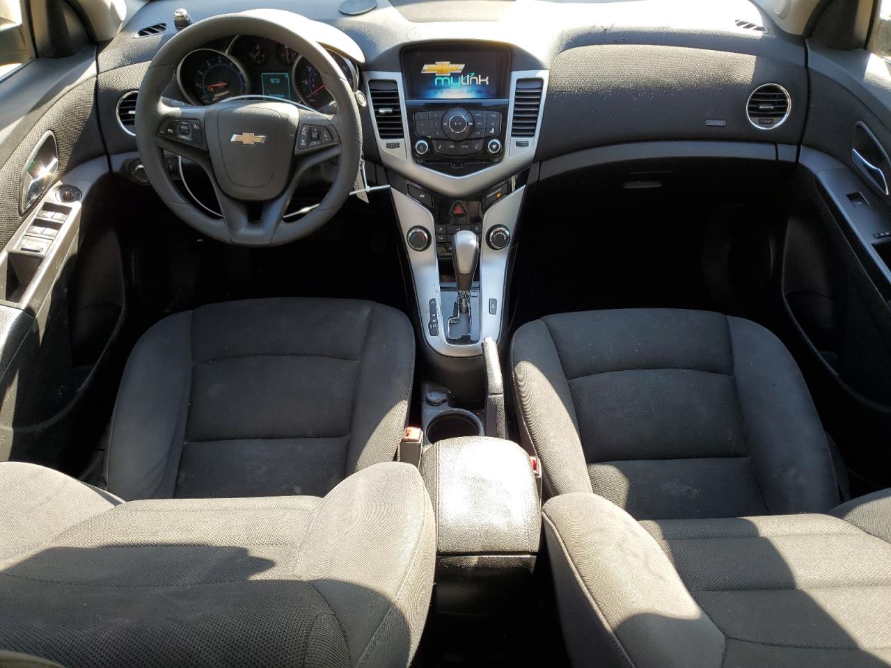 2016 Chevrolet Cruze VIN 1G1PE5SB8G7212618 Copart auction photo, front end / rear end damage thumbnail 8