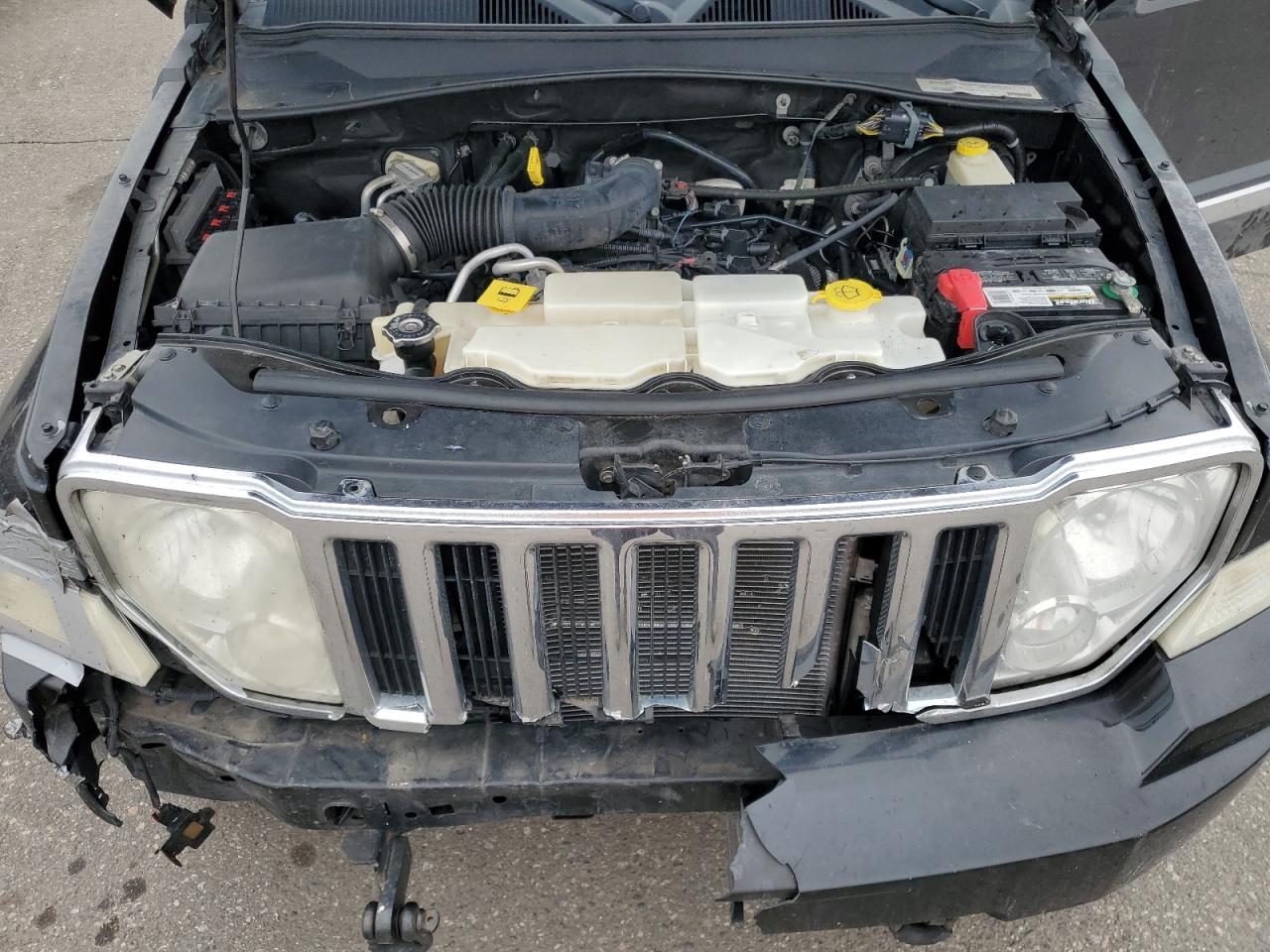 2011 Jeep Liberty (North America) VIN 1J4PN5GK0BW538731 Copart auction photo, front end / minor dent/scratches damage thumbnail 12
