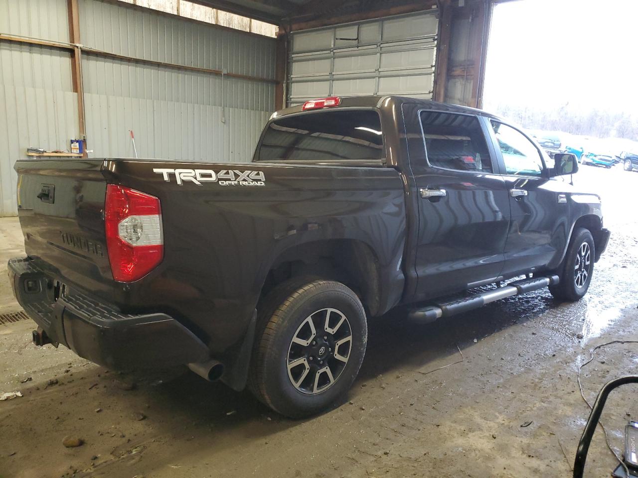 2018 Toyota Tundra VIN 5TFAY5F10JX773716 Copart auction photo, front end damage thumbnail 3