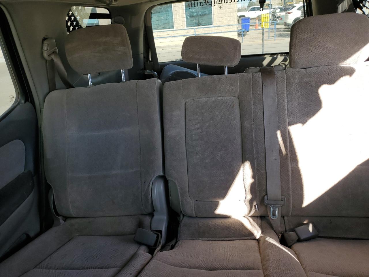 2001 Toyota Sequoia VIN 5TDBT44A21S033672 Copart auction photo, side / rear end damage thumbnail 10